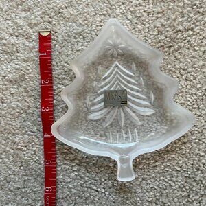 Mikasa 5-inch glass Christmas tree candy dish